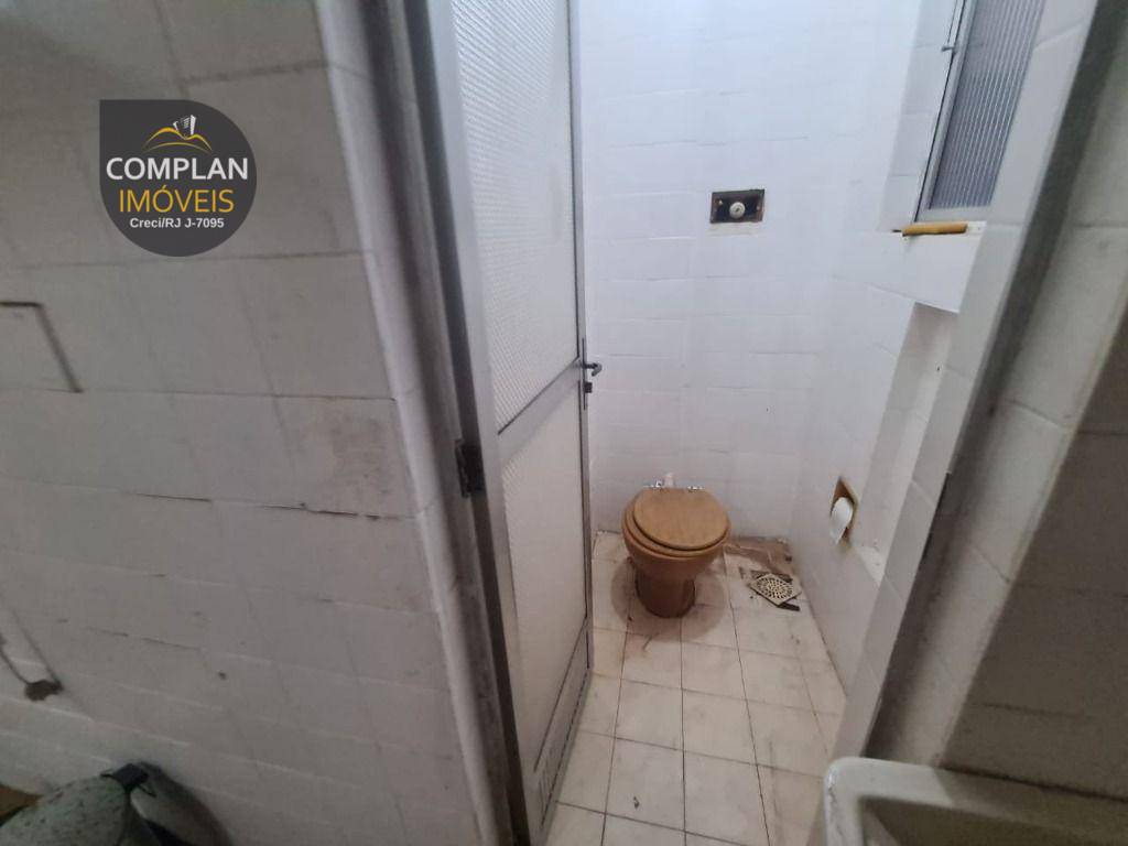 Apartamento à venda com 2 quartos, 67m² - Foto 13