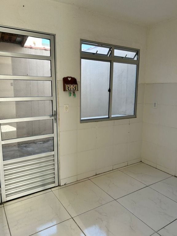 Sobrado para alugar com 3 quartos, 56m² - Foto 6