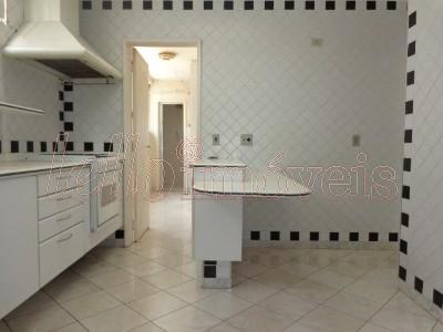 Apartamento para alugar com 2 quartos, 86m² - Foto 8