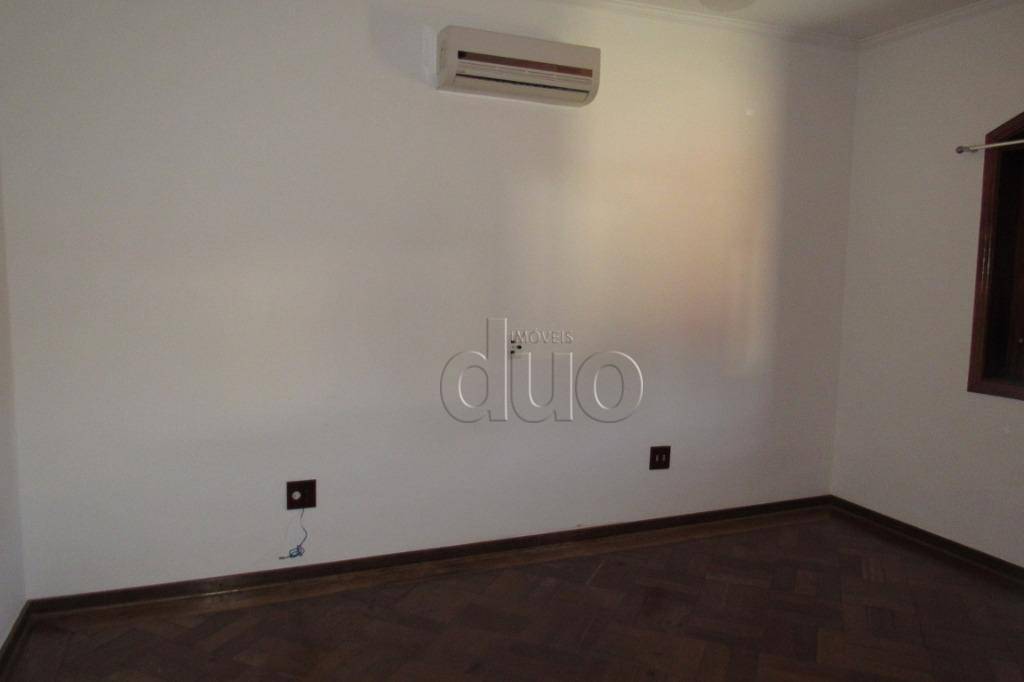 Casa à venda com 3 quartos, 326m² - Foto 15