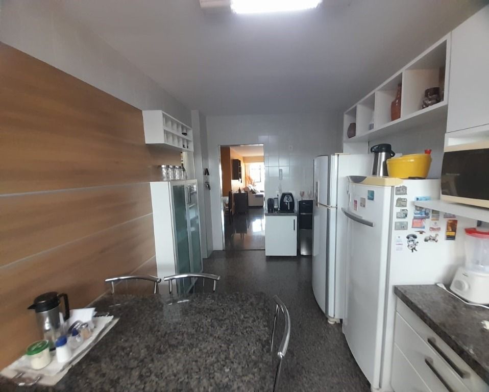 Apartamento à venda com 3 quartos, 149m² - Foto 27