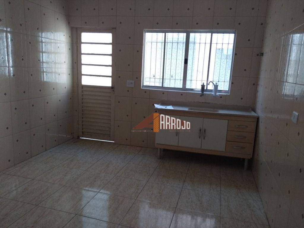 Sobrado à venda com 2 quartos, 74m² - Foto 12