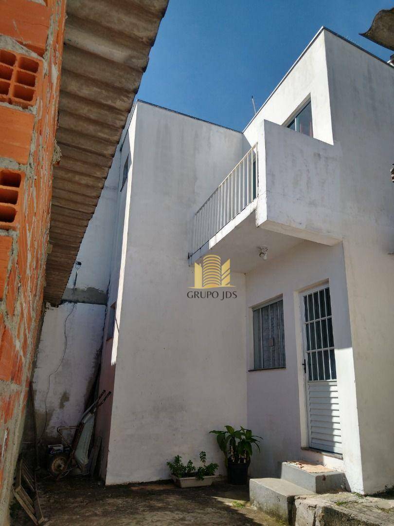 Casa à venda com 4 quartos, 197m² - Foto 8