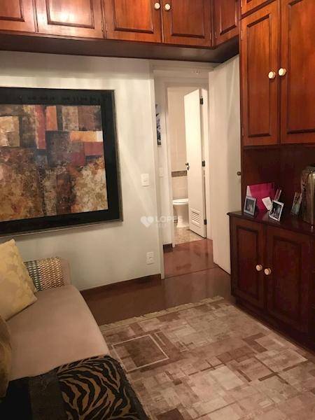 Apartamento à venda com 3 quartos, 107m² - Foto 11