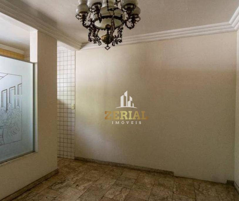 Sobrado à venda com 4 quartos, 300m² - Foto 4