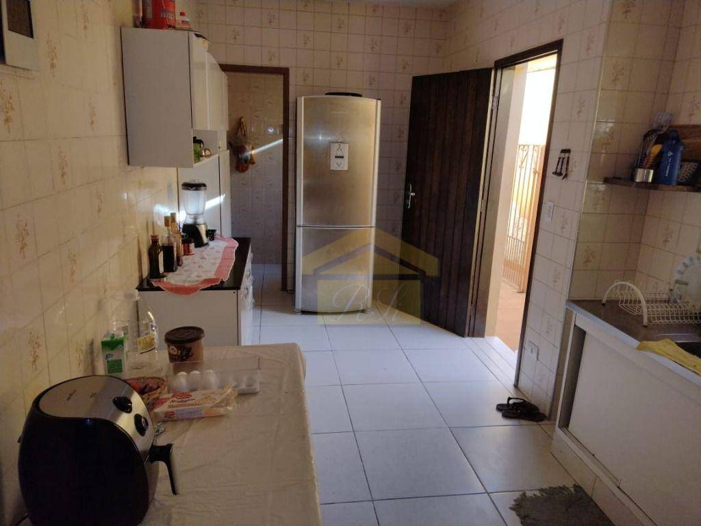 Sobrado à venda com 2 quartos, 100m² - Foto 5