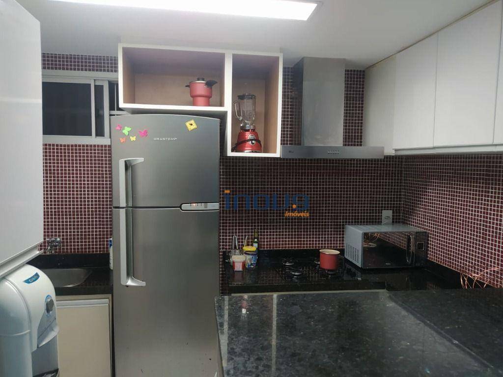 Apartamento à venda com 3 quartos, 67m² - Foto 1