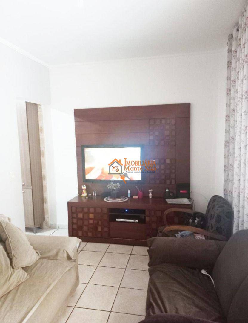 Casa à venda com 3 quartos, 210m² - Foto 4