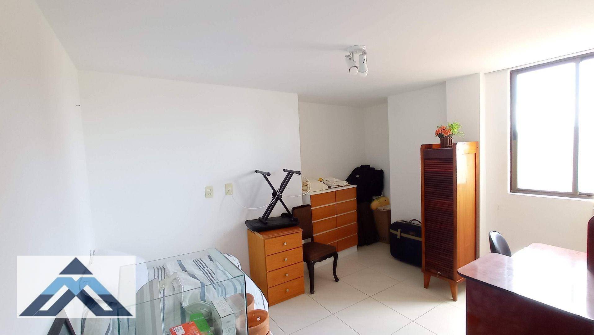 Apartamento à venda com 3 quartos, 88m² - Foto 17