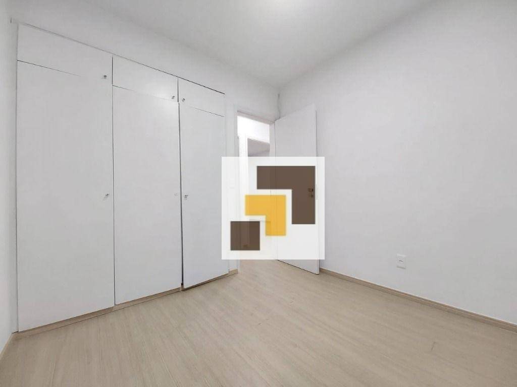 Apartamento para alugar com 3 quartos, 80m² - Foto 11