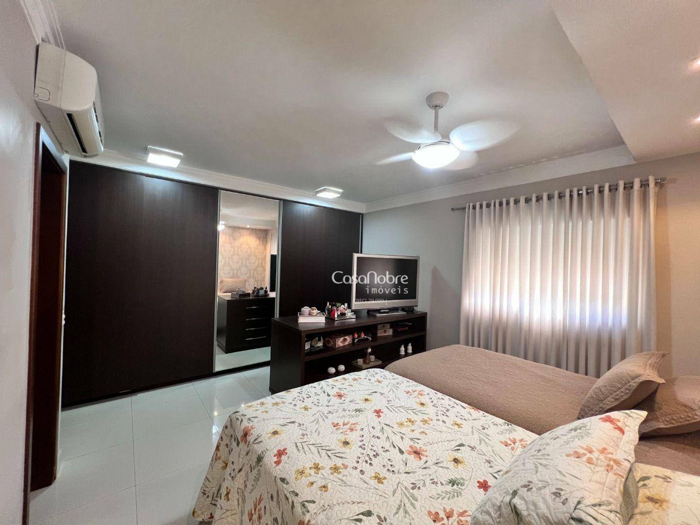 Apartamento à venda com 3 quartos, 202m² - Foto 33