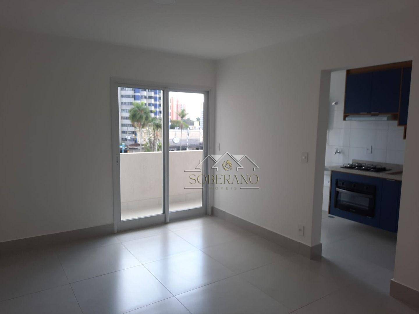 Apartamento para alugar com 2 quartos, 64m² - Foto 13