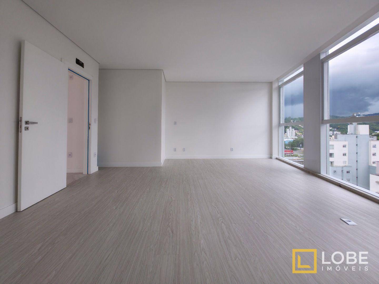 Apartamento à venda com 2 quartos, 151m² - Foto 12