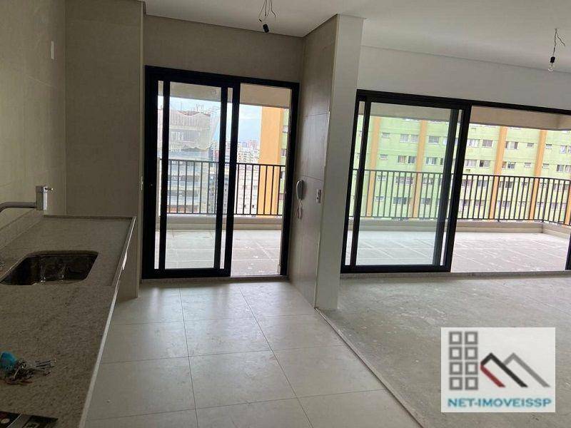 Apartamento à venda com 3 quartos, 160m² - Foto 15