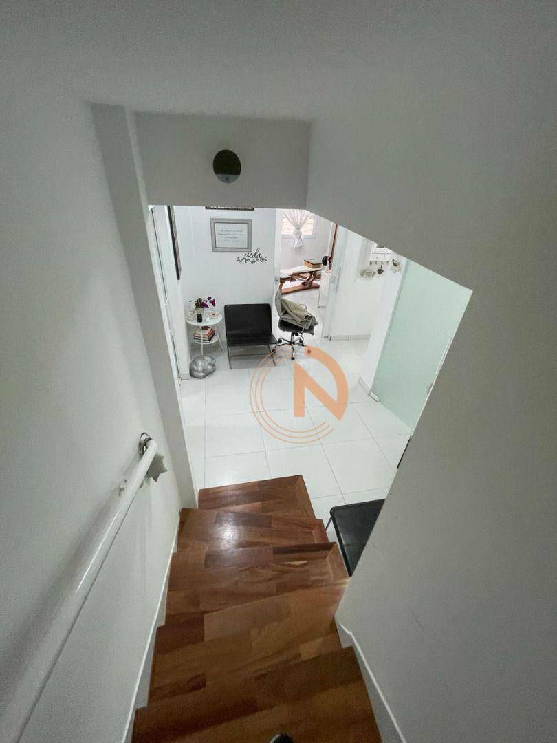 Sobrado, 5 quartos, 200 m² - Foto 2