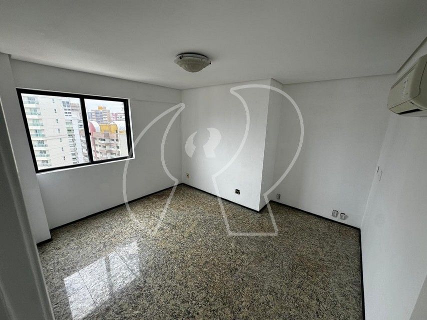 Apartamento à venda com 4 quartos, 238m² - Foto 10