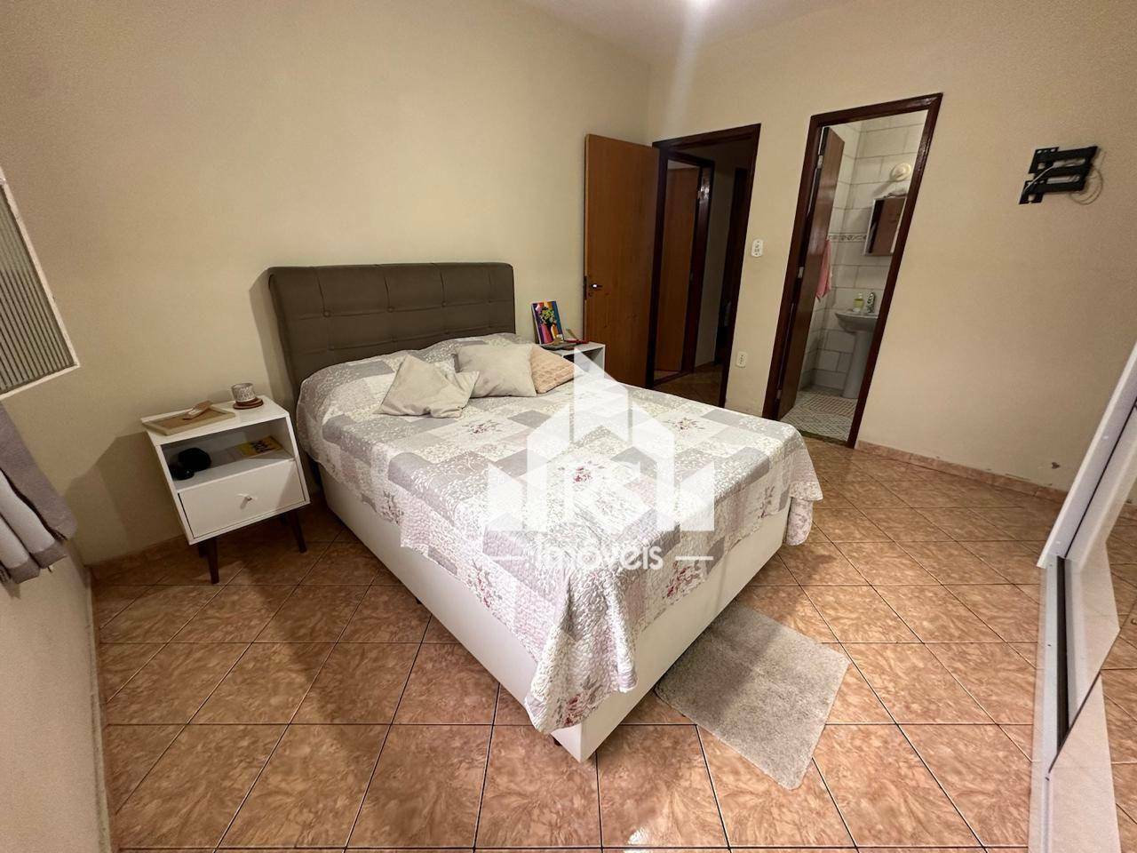 Casa à venda com 3 quartos, 180m² - Foto 13