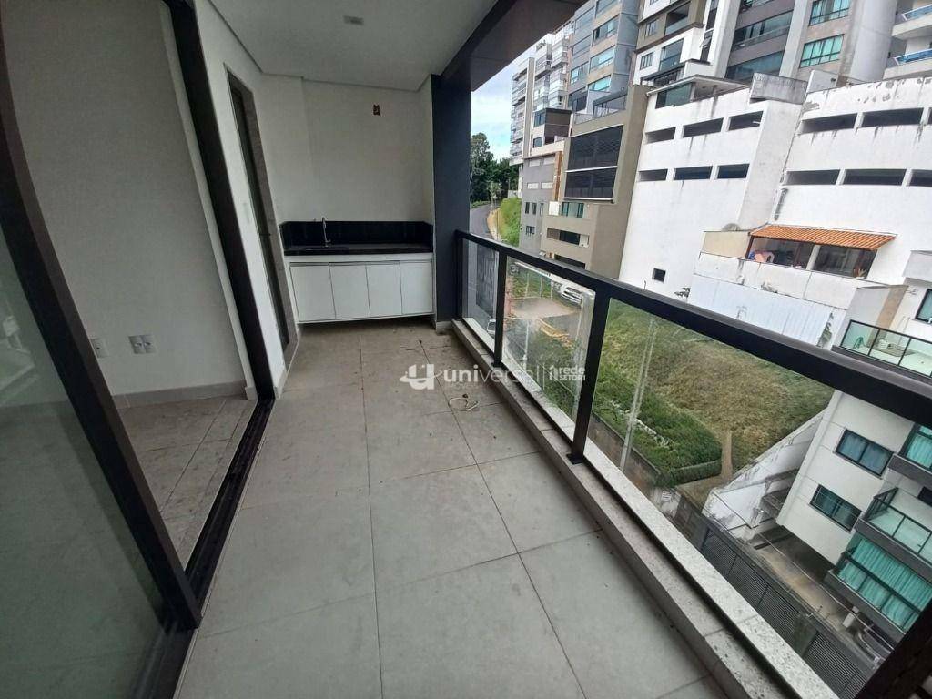 Apartamento para alugar com 2 quartos, 70m² - Foto 2