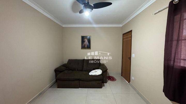 Casa à venda com 2 quartos, 110m² - Foto 5