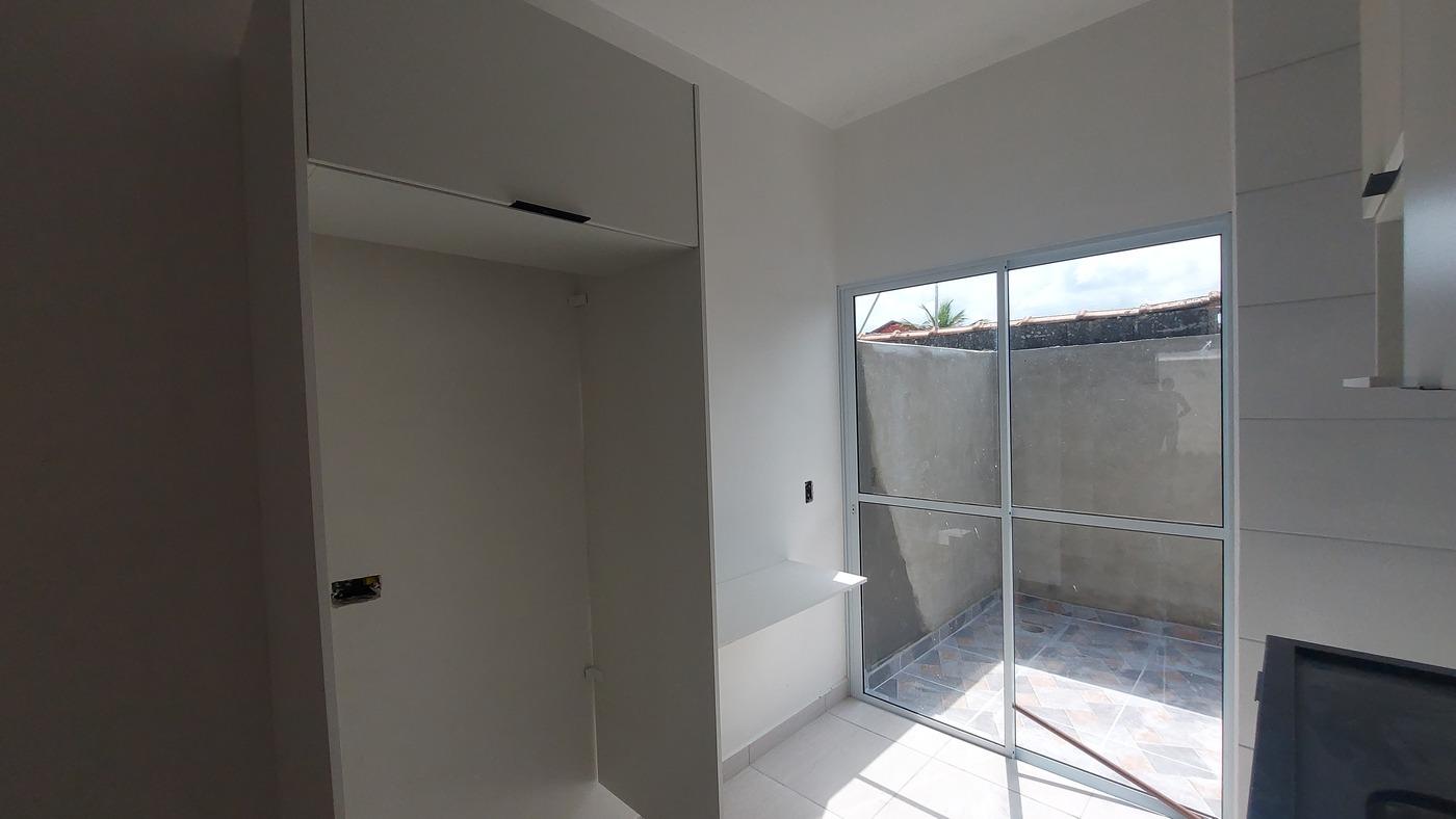 Casa à venda com 2 quartos, 46m² - Foto 13