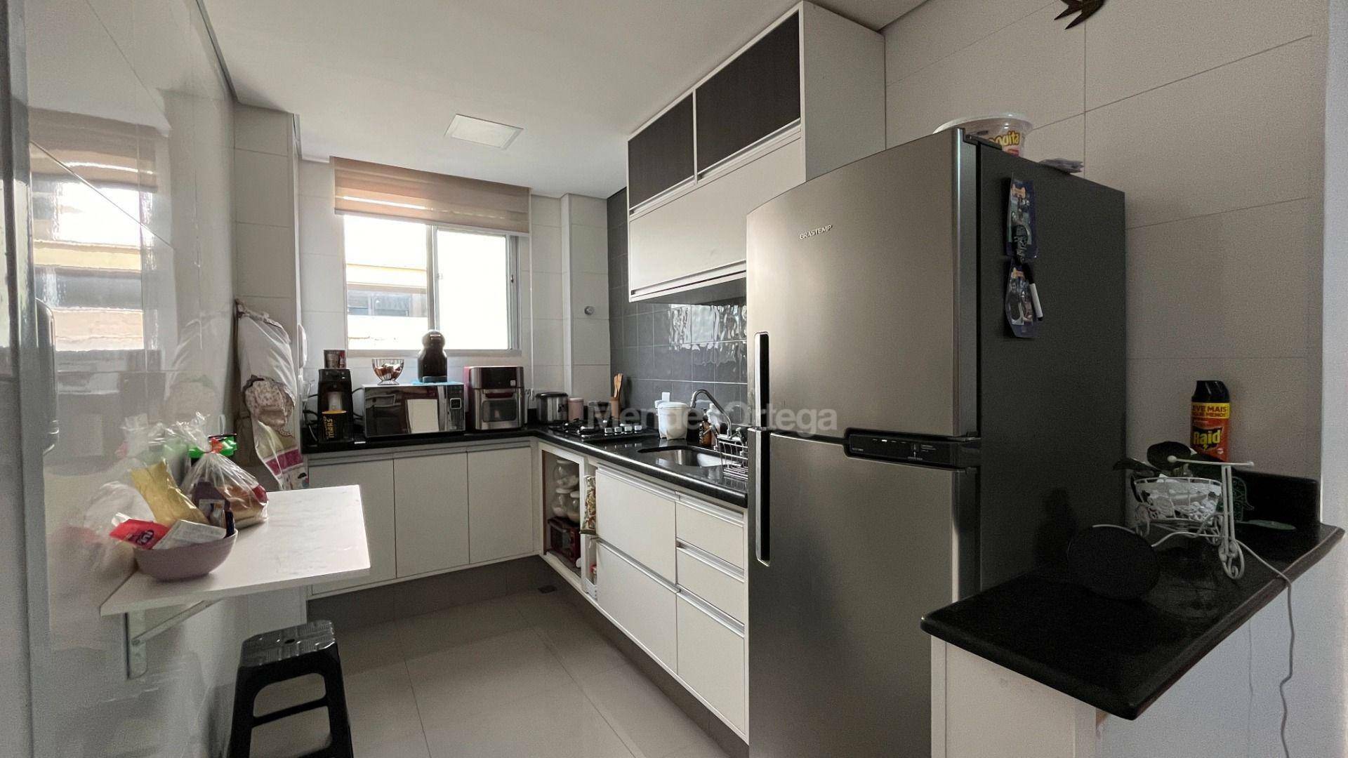 Apartamento à venda com 2 quartos, 56m² - Foto 6