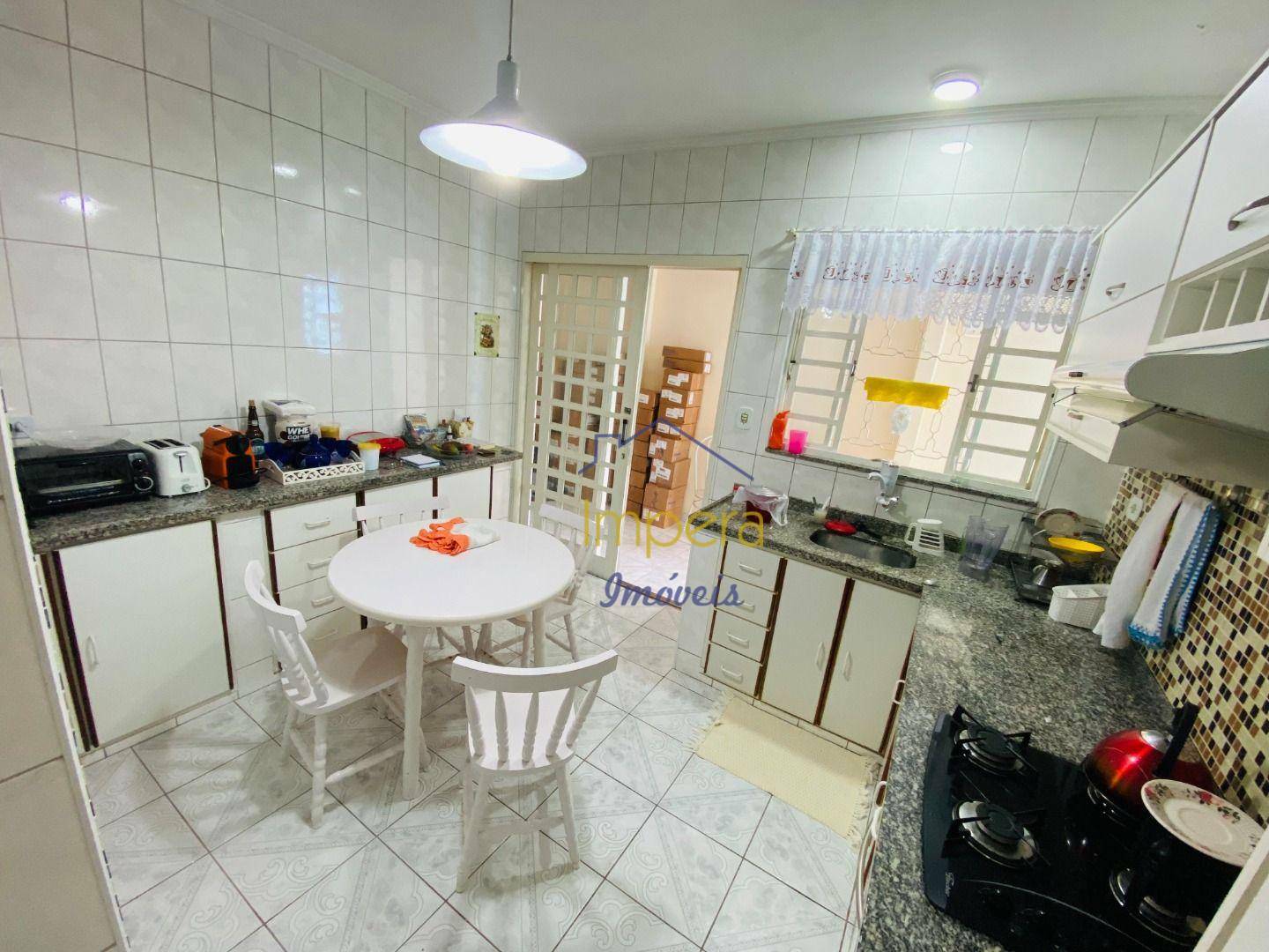 Casa à venda com 2 quartos, 89m² - Foto 7