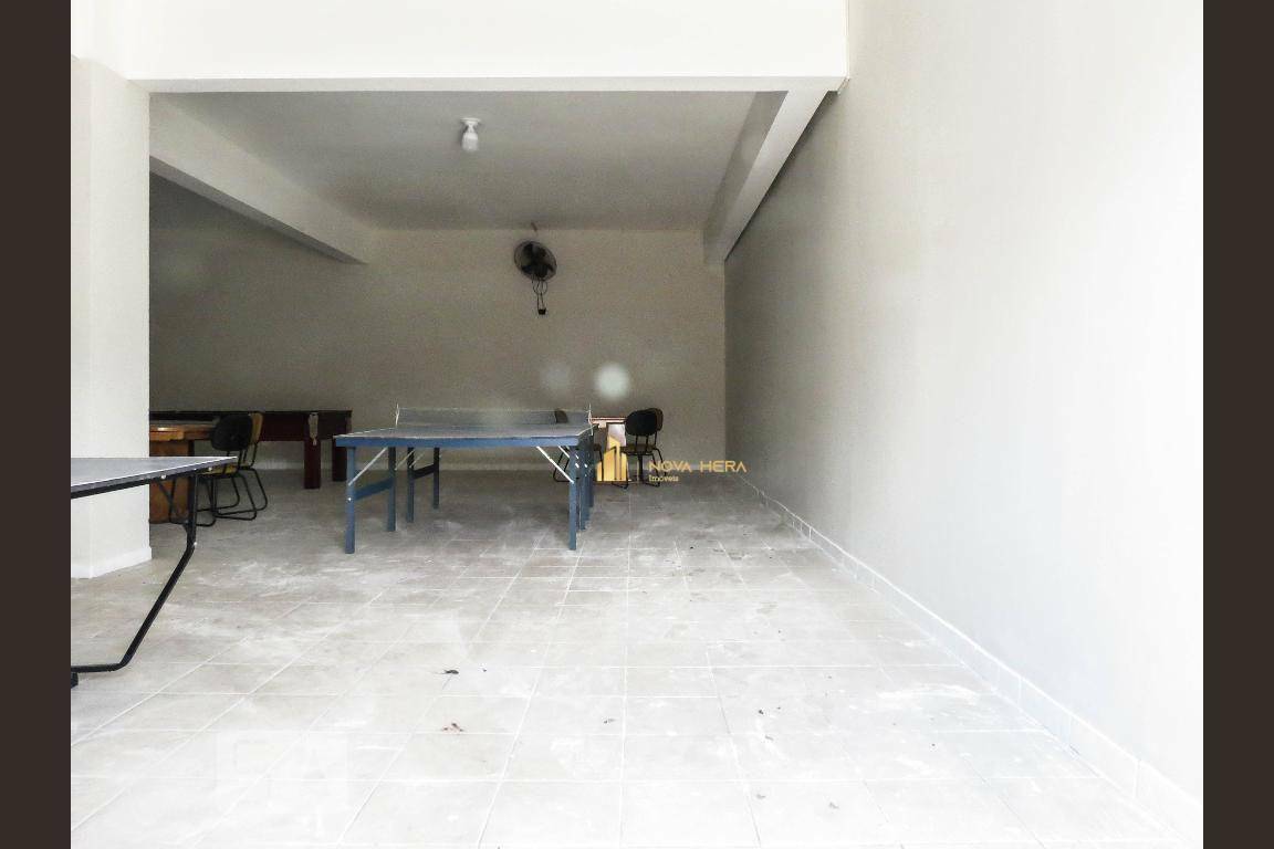 Apartamento à venda com 2 quartos, 61m² - Foto 19