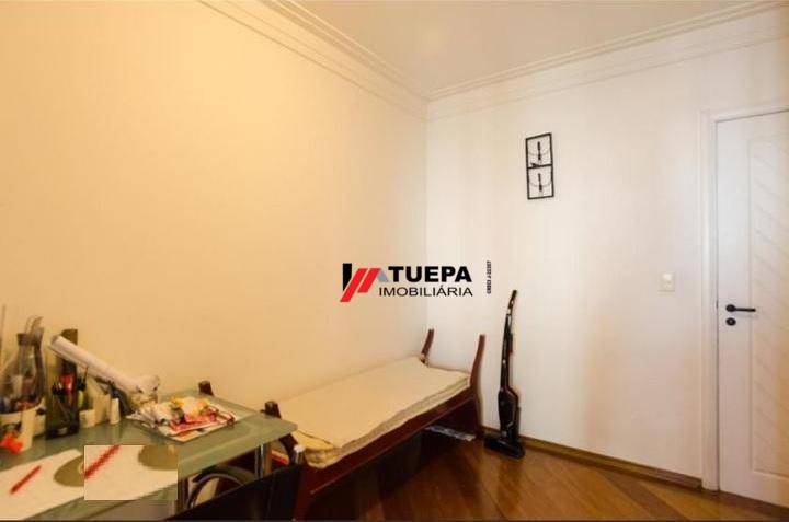 Apartamento à venda com 4 quartos, 210m² - Foto 17