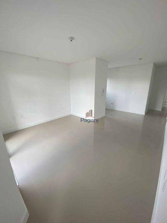 Apartamento à venda com 3 quartos, 79m² - Foto 6