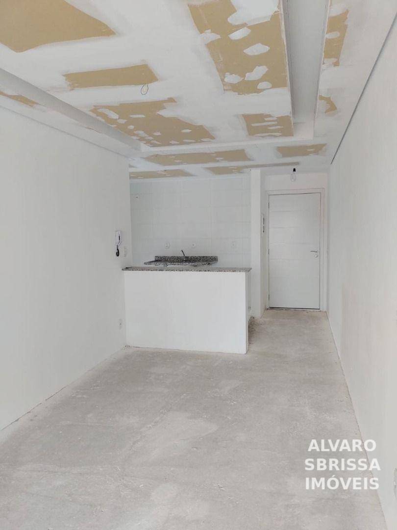 Apartamento à venda com 2 quartos, 66m² - Foto 6