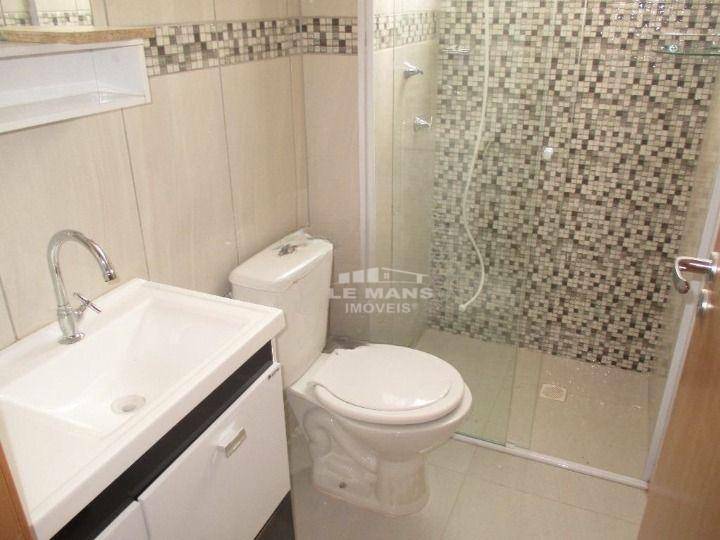 Apartamento para alugar com 2 quartos, 46m² - Foto 4