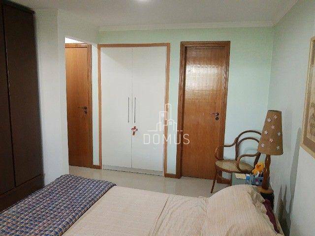 Apartamento à venda com 3 quartos, 118m² - Foto 11