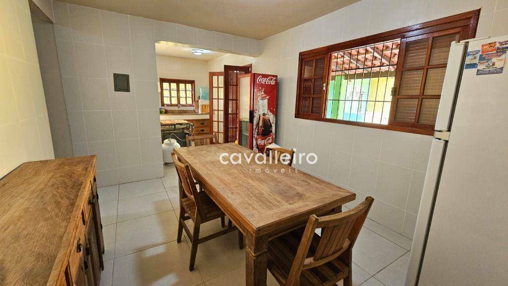 Casa à venda com 5 quartos, 251m² - Foto 25