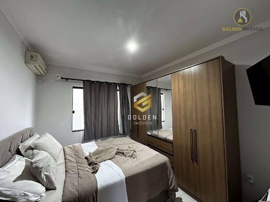 Casa à venda com 2 quartos, 55m² - Foto 4