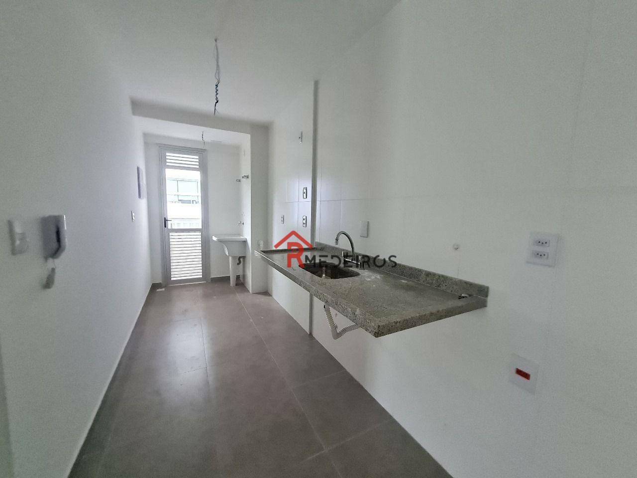 Apartamento à venda com 2 quartos, 101m² - Foto 6