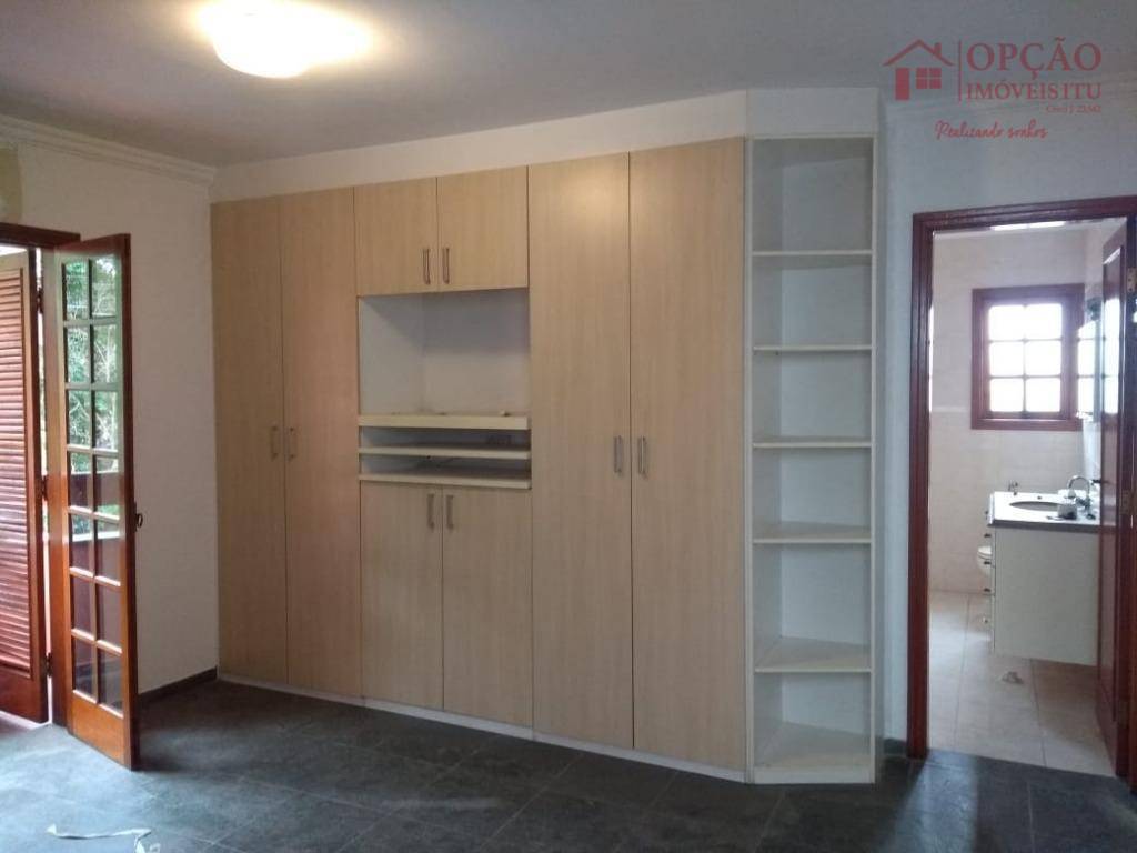 Casa para alugar com 3 quartos, 221m² - Foto 13