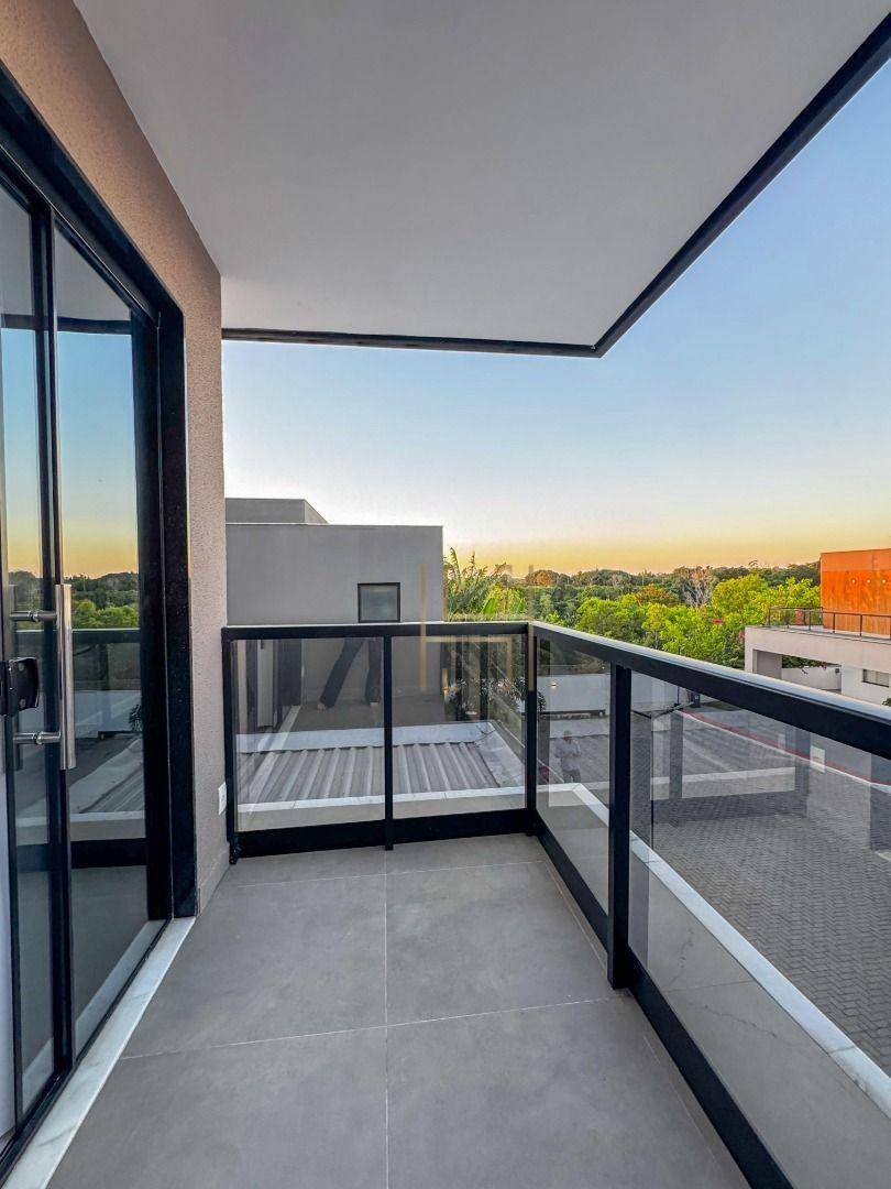 Casa de Condomínio à venda com 4 quartos, 235m² - Foto 25