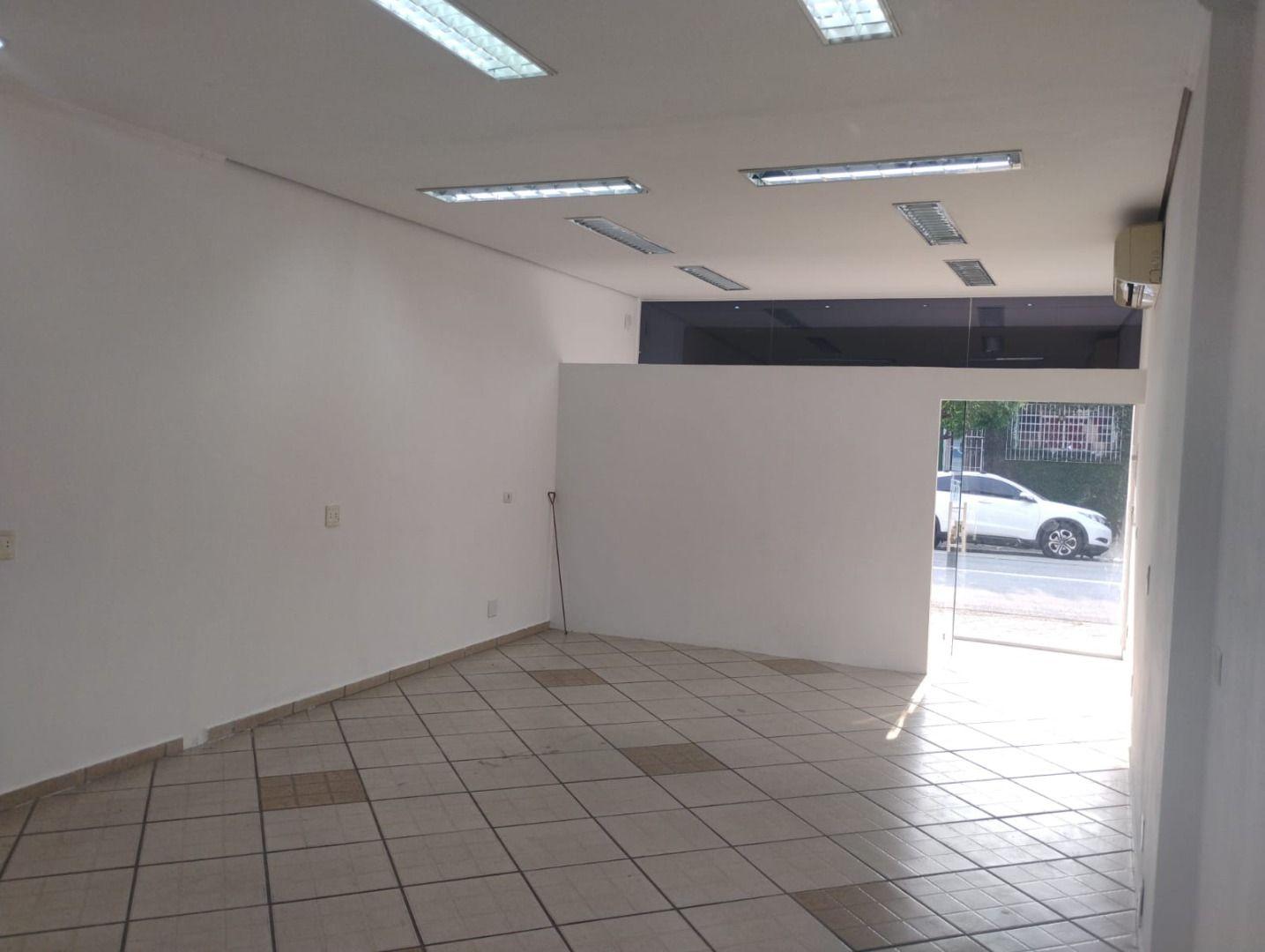 Loja-Salão para alugar, 65m² - Foto 1