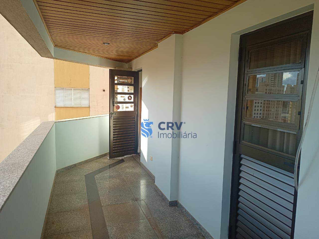 Apartamento à venda com 3 quartos, 160m² - Foto 8