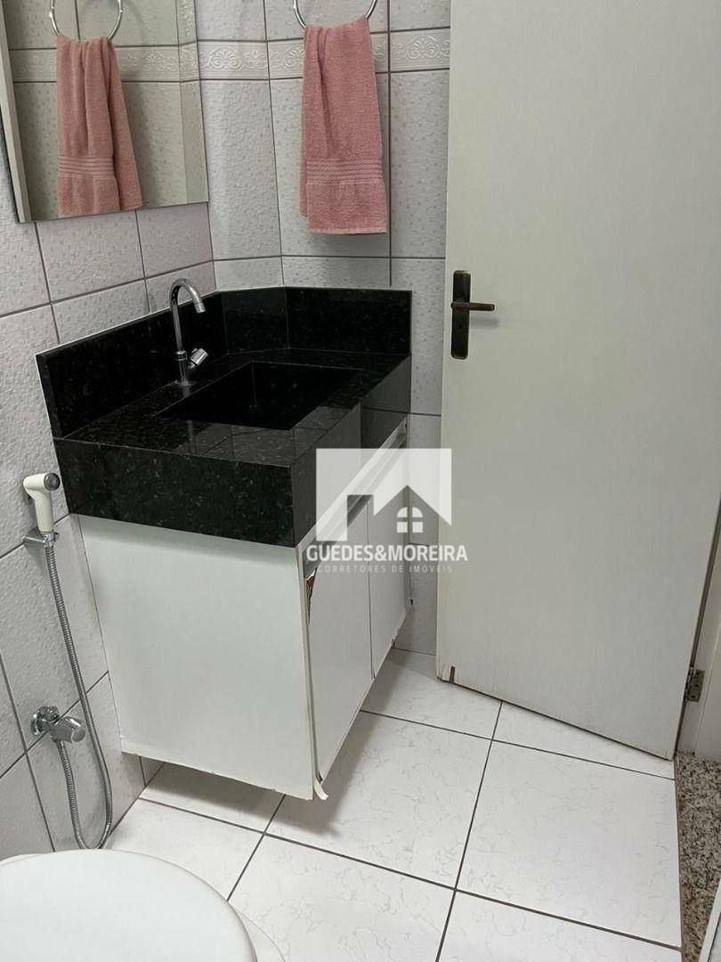 Casa à venda com 3 quartos, 180m² - Foto 3