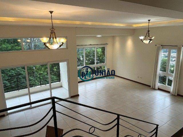 Casa de Condomínio à venda com 4 quartos, 390m² - Foto 1