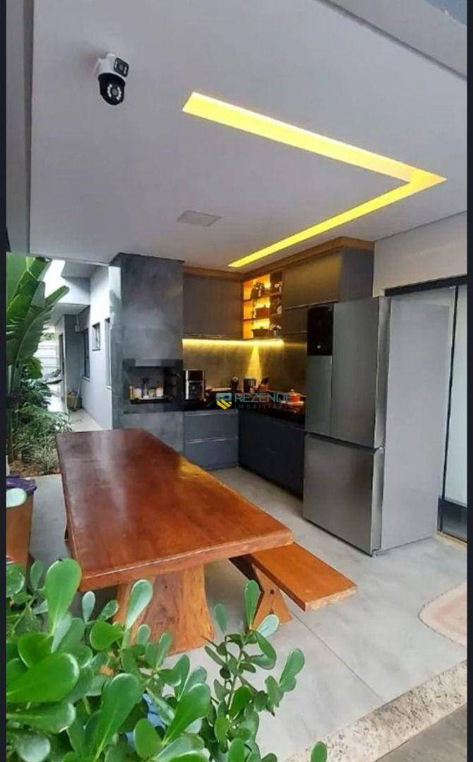 Casa, 3 quartos, 140 m² - Foto 1