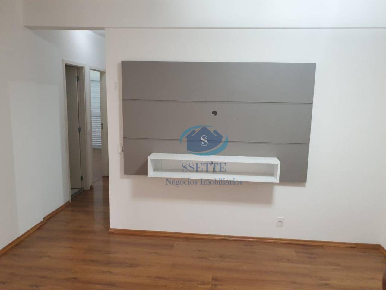 Apartamento à venda com 3 quartos, 148m² - Foto 1