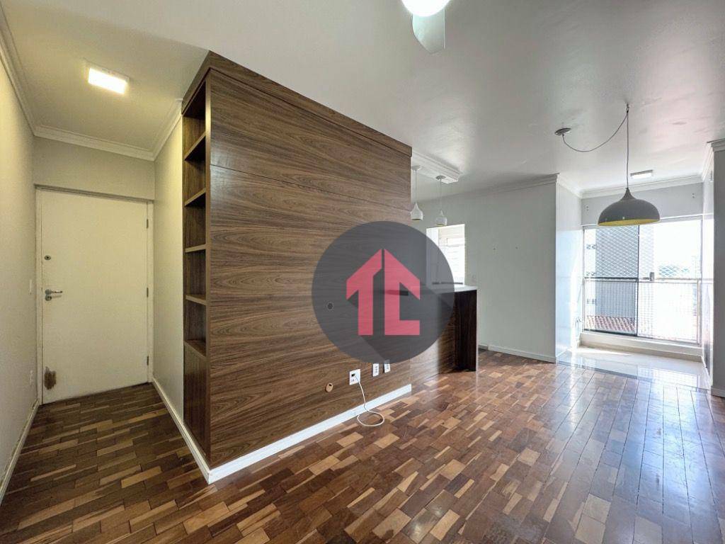 Apartamento à venda com 2 quartos, 68m² - Foto 2