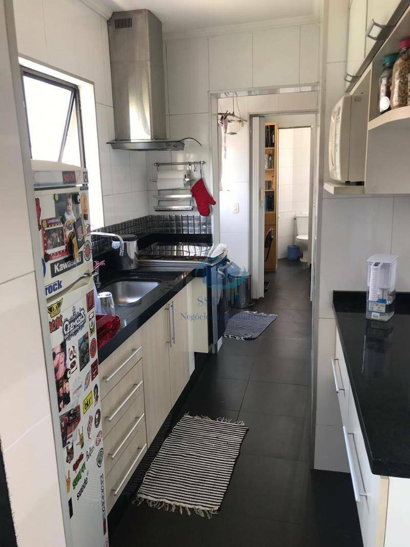 Apartamento à venda com 2 quartos, 69m² - Foto 14