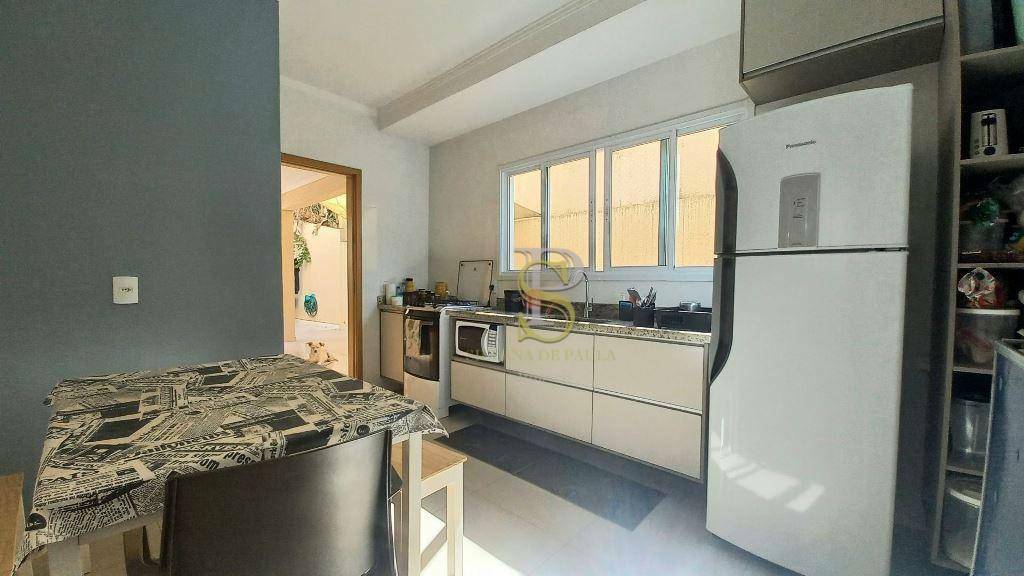 Casa à venda com 3 quartos, 104m² - Foto 6