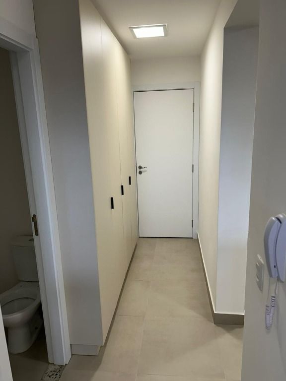 Apartamento para alugar com 3 quartos, 162m² - Foto 4