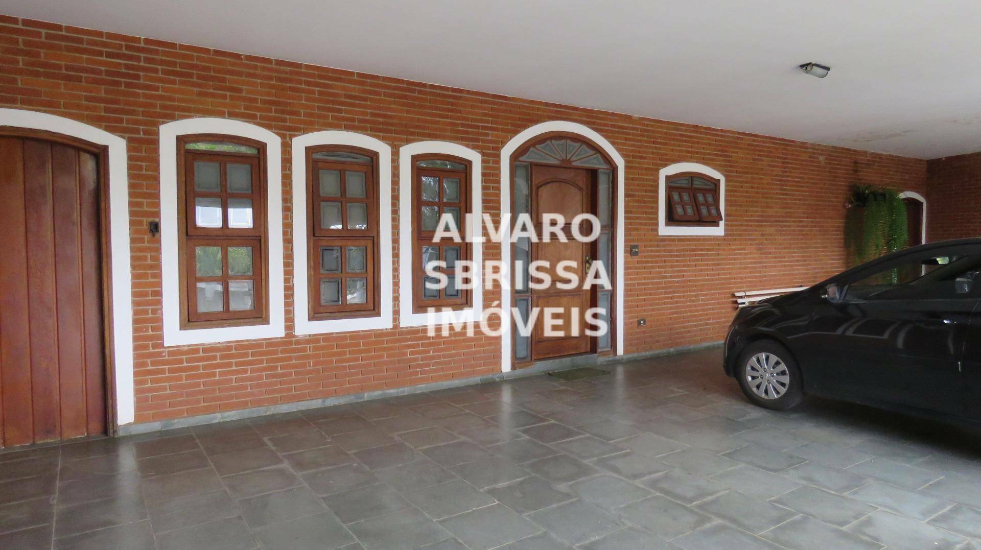 Casa de Condomínio à venda com 3 quartos, 481m² - Foto 2