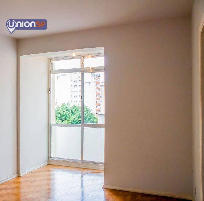 Apartamento à venda com 2 quartos, 74m² - Foto 1