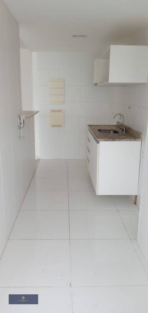 Apartamento à venda com 2 quartos, 76m² - Foto 17